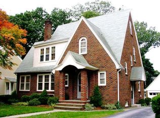 73 Longfellow Rd, Worcester, MA 01602