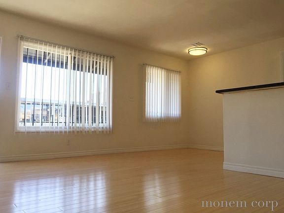 2nd image of 937 Cole Ave #6A