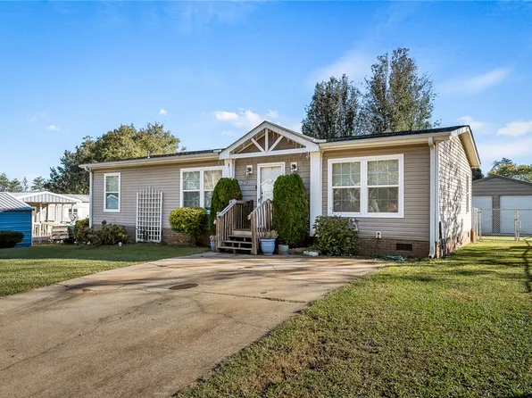 214 Sutters Mill Rd, Piedmont, SC 29673