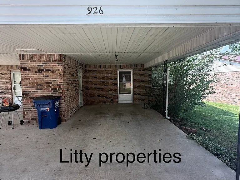 926 Coley Dr #926 — Photo 1