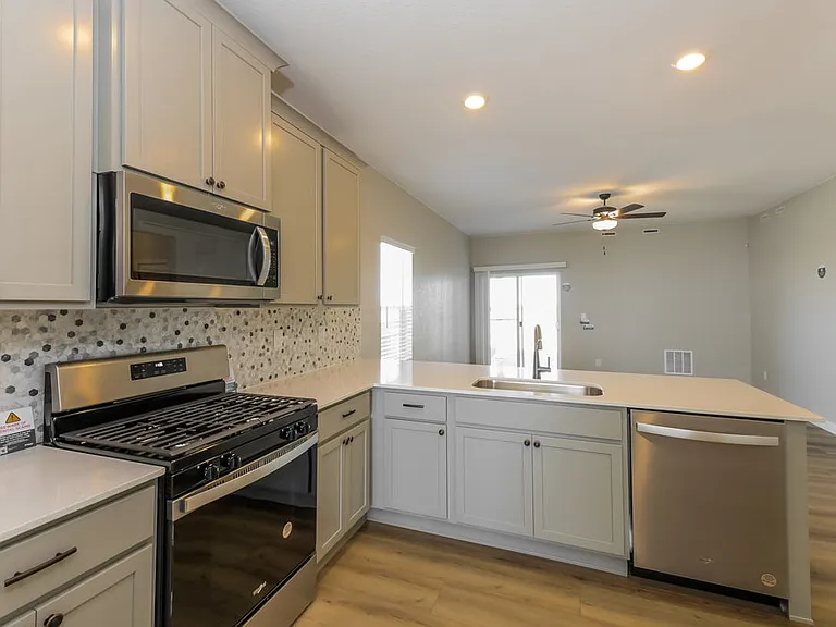 9466 Yampa Ct — Photo 8