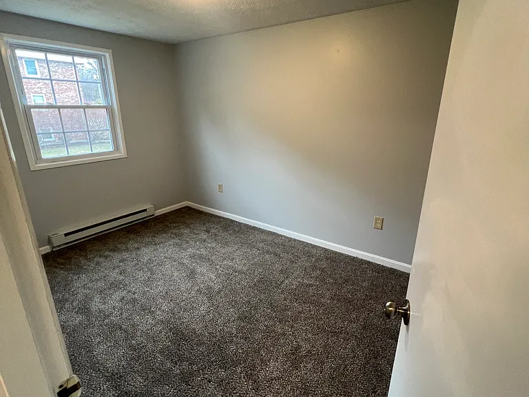 25 Ernest Ave #8 — Photo 7