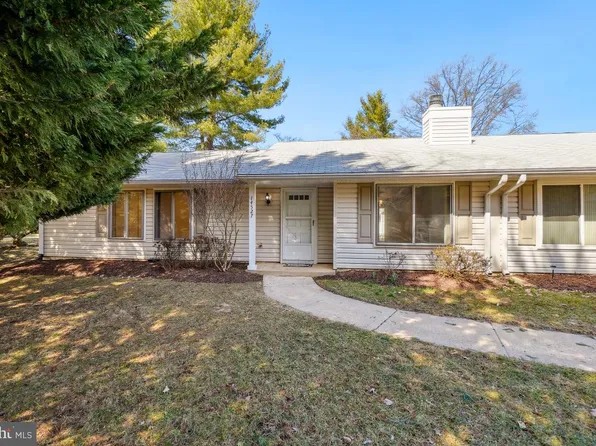 14527 Kelmscot Dr #168B, Silver Spring, MD 20906