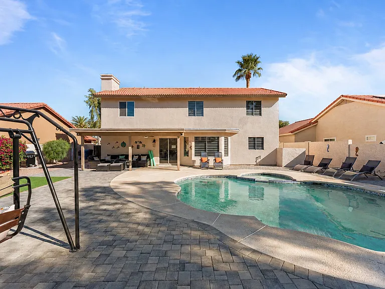 11417 W Orange Blossom Ln — Photo 3