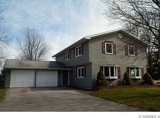 2105 Risser Rd, Canandaigua, NY 14424