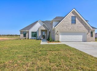 2305 S Pine Island Rd, Beaumont, TX 77713