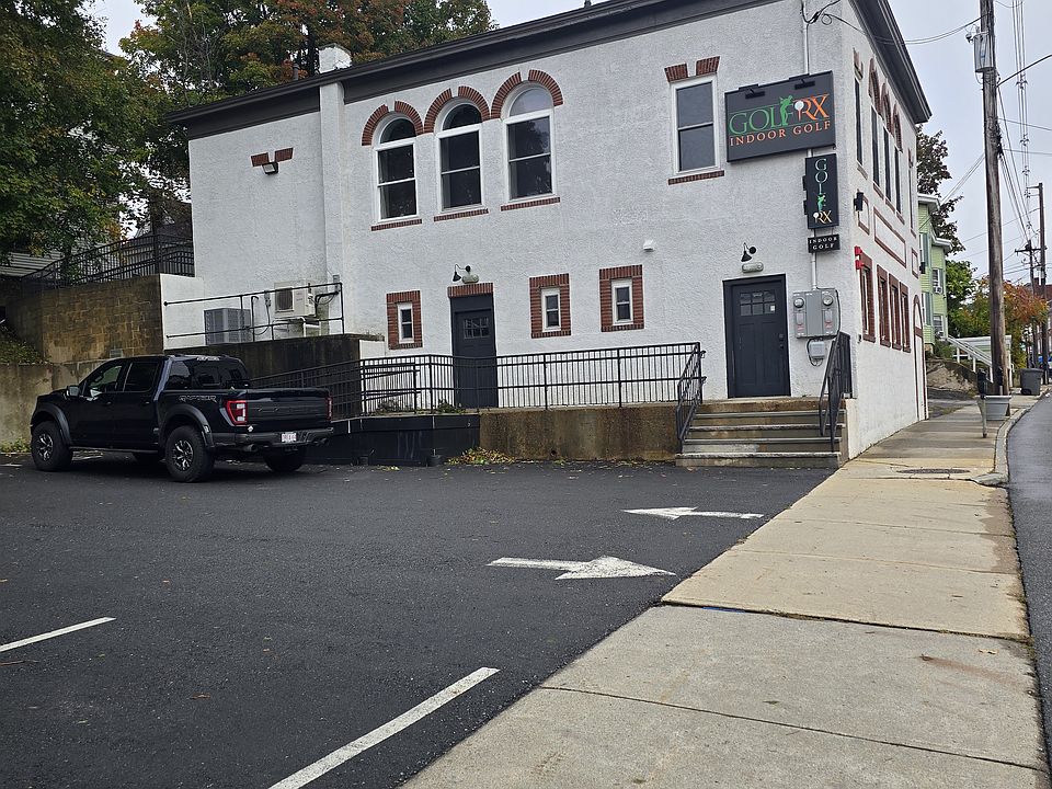 1st image of 109 Main St #1