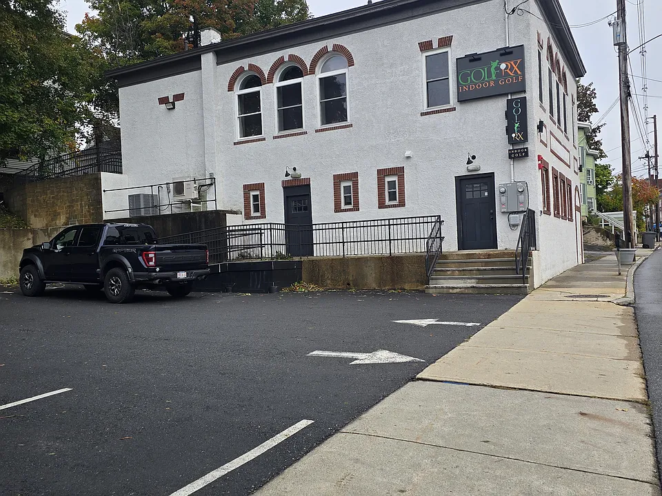 109 Main St #1