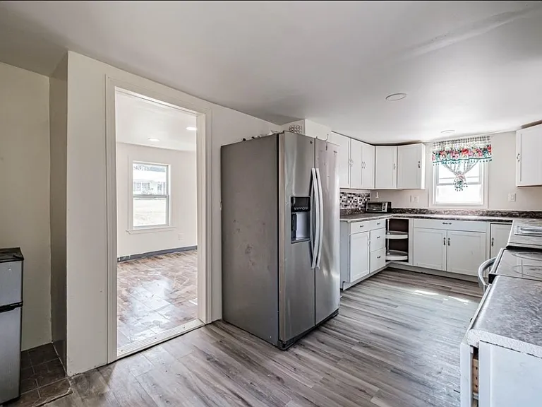 178 Main St — Photo 15