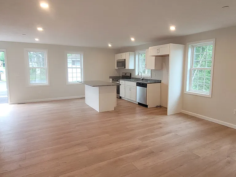 393 Court St #1 — Photo 2