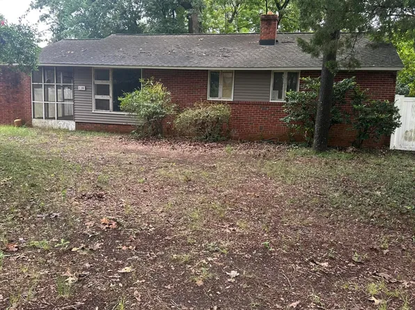 1726 Two Notch Rd SE, Williamston, SC 29803