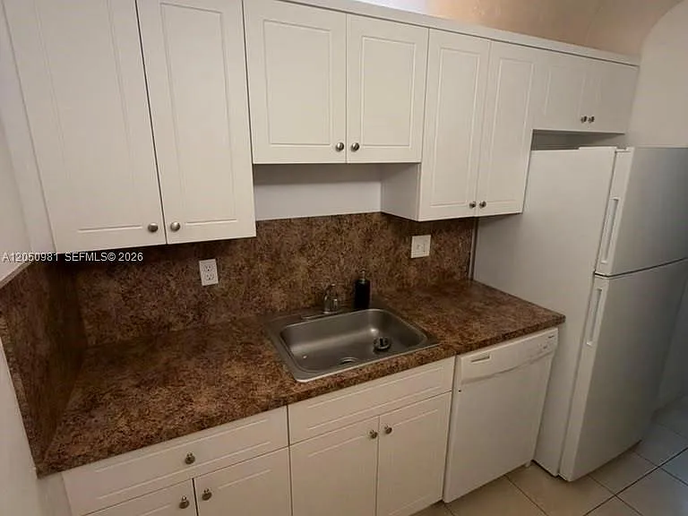 8200 SW 210th St #303 — Photo 11