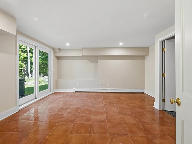 7 Boway Rd — Photo 52