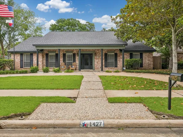 1427 Heathwood Dr, Houston, TX 77077