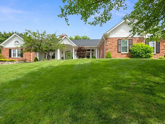 4th image of 9173 Fox Bridge Dr