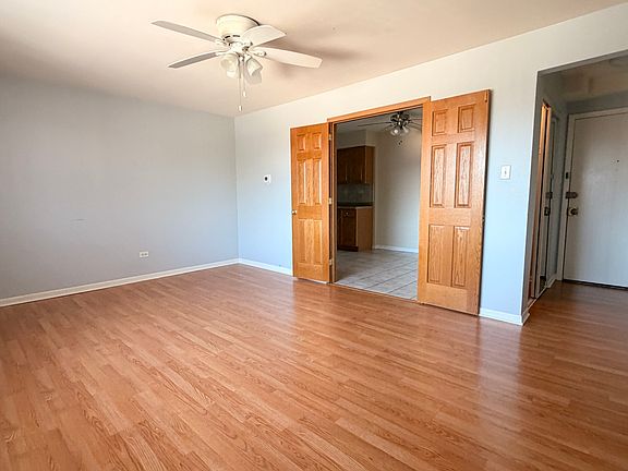 2nd image of 6348 Washington St APT 3D