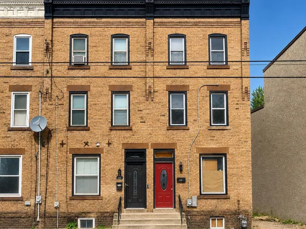 498 W Hanover St, Trenton, NJ 08618