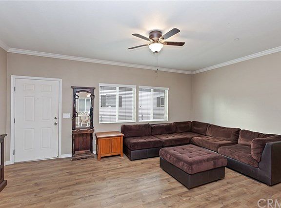 4th image of 33223 Gough St