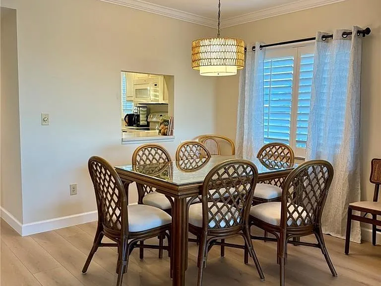 57 High Point Cir W #201 — Photo 2