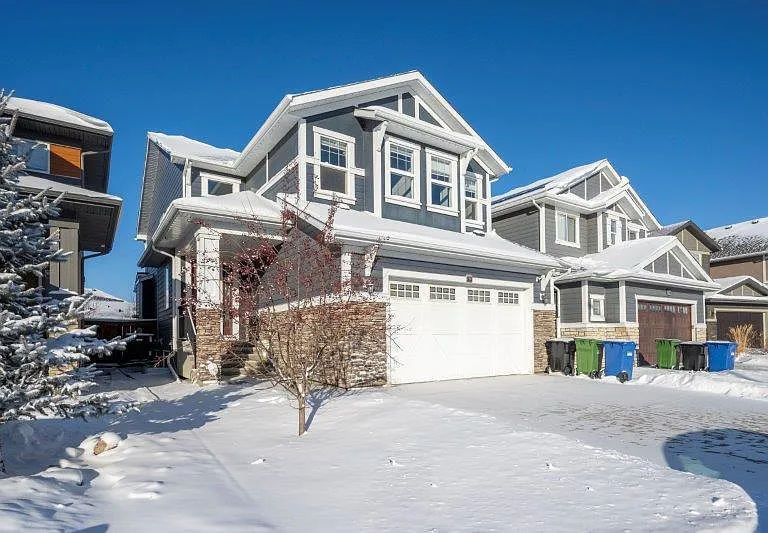 19 Cranbrook Ln SE — Photo 2