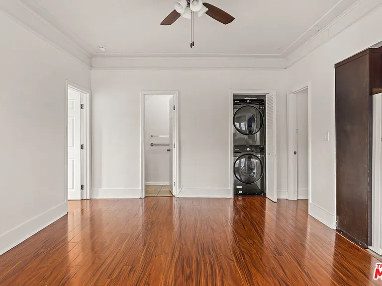 2928 Walton Ave #2930 — Photo 5