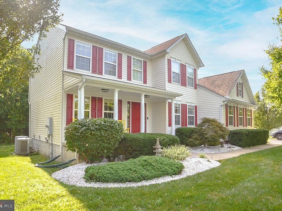 1st image of 22124 Long Bow Dr