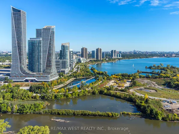 10 Park Lawn Rd #1705, Toronto, ON M8V 0H9