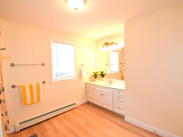 628 Park Ave #1 — Photo 11