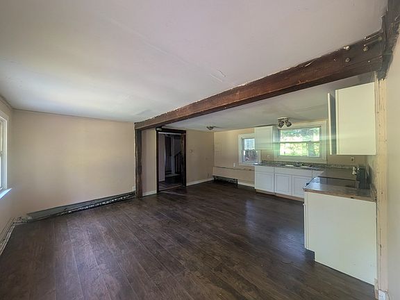 4th image of 318 Britton Road