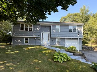 60 Edward Rd, East Greenwich, RI 02818