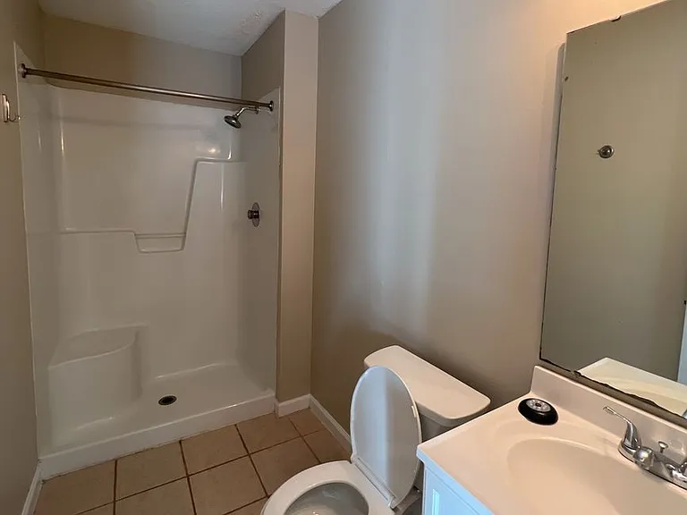 130 Richard Dr — Photo 6