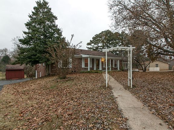 2nd image of 1284 Hillwood Dr