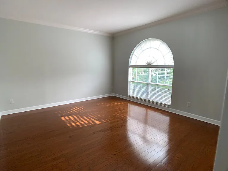 358 Calliope St — Photo 11