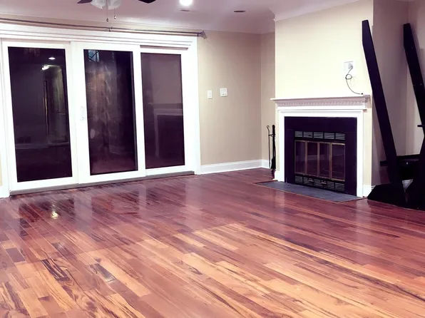 8 Tennyson Dr, Plainsboro, NJ 08536