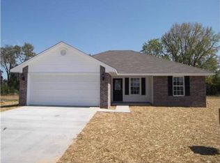 1704 Riley Cir, Alma, AR 72921