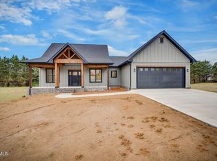 1006 Deerfoot Cir, Rogersville, TN 37857