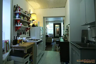 Rented by aptsandlofts.com