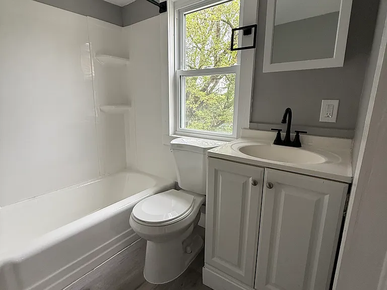 266 Linden St #2 — Photo 37