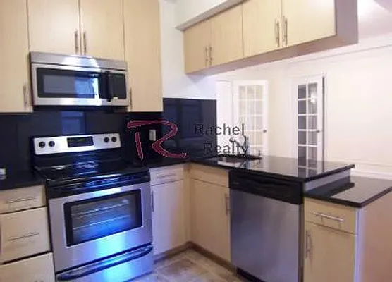Rented by Rachel Realty | media 17