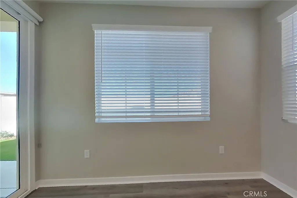 4 bed, 1858 sqft, $3,809 — Photo 3