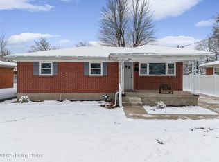 2606 Accasia Dr, Louisville, KY 40216