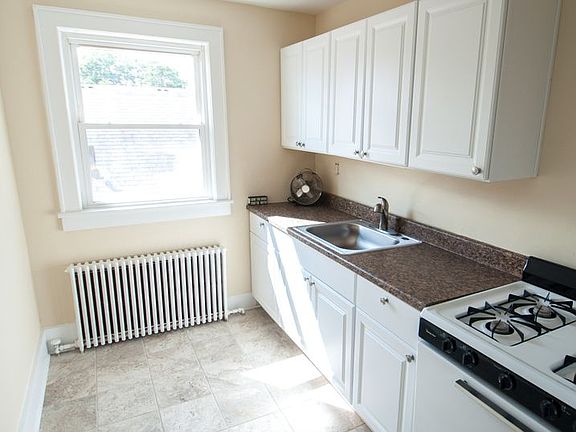 3rd image of 2408 Baltic Ave APT 3