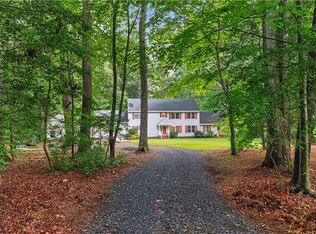 1475 Cherry Grove Rd N, Suffolk, VA 23432