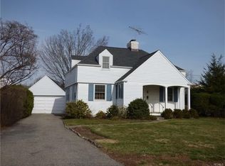 109 Locust Ave, Scarsdale, NY 10583