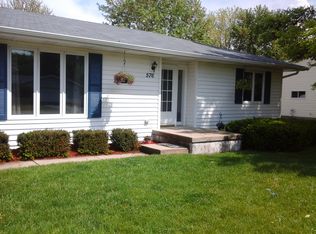 576 King St, Belleville, WI 53508