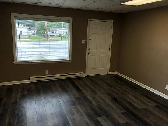 4th image of 9276 E Us Highway 40 Unit 2