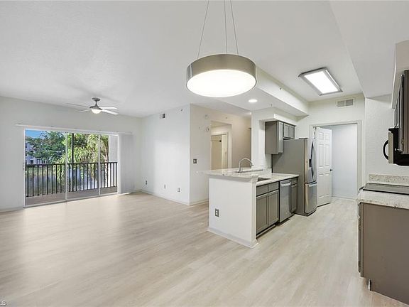 3rd image of 4690 Saint Croix LN #423