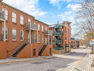 102 E 1st St, Chattanooga, TN, 37403