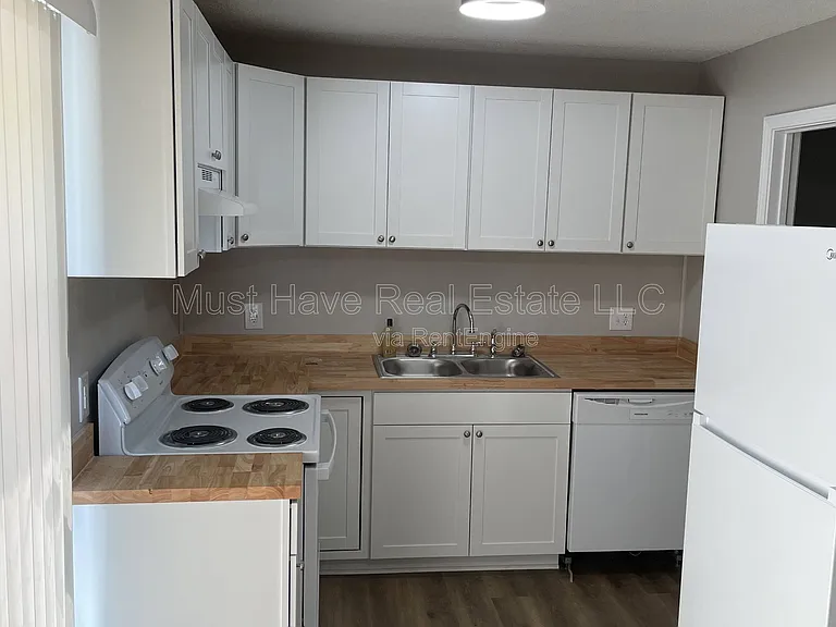 1051 3rd St SE #1069 — Photo 3