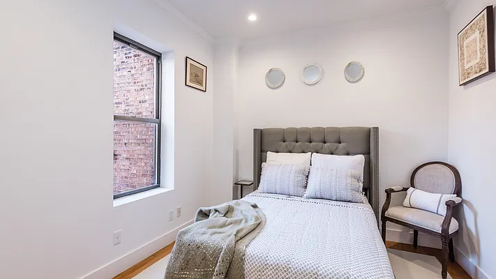 Rented by Nooklyn NYC LLC | media 81